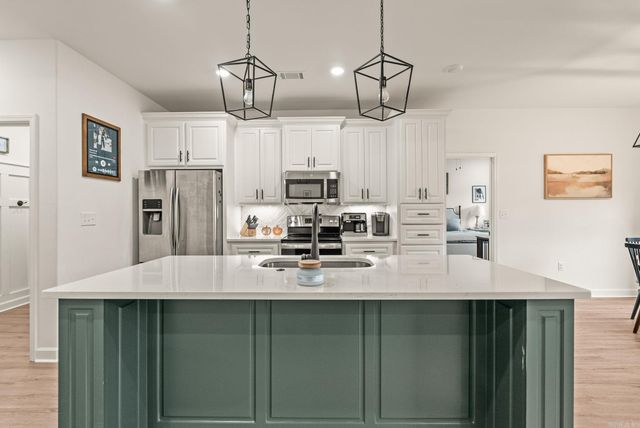 134 Blackjack Rd., Greenbrier, AR 72058