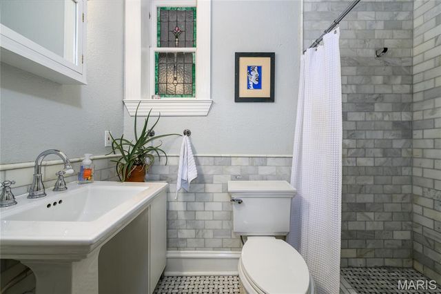 3215 Magnolia Avenue, St Louis, MO 63118