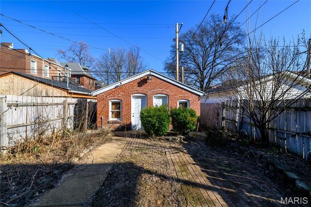 3215 Magnolia Avenue, St Louis, MO 63118