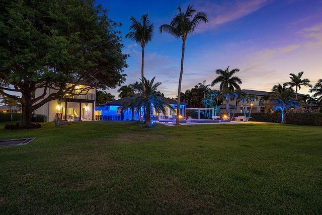 8331 Sawpine Road, Delray Beach, FL 33446