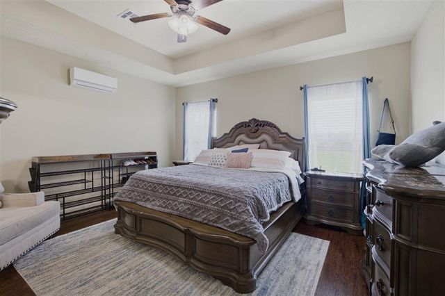 4832 Wes Berry Road, Dequincy, LA 70633