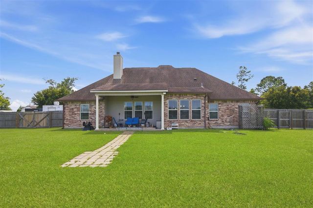 4832 Wes Berry Road, Dequincy, LA 70633
