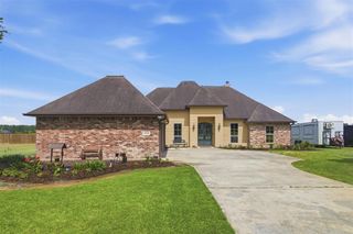 4832 Wes Berry Road, Dequincy, LA 70633