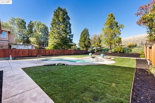 1879 Mount Conness Way, Antioch, CA 94531