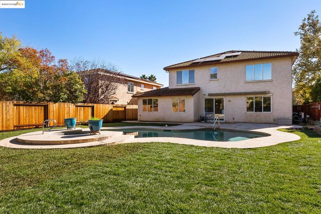 1879 Mount Conness Way, Antioch, CA 94531