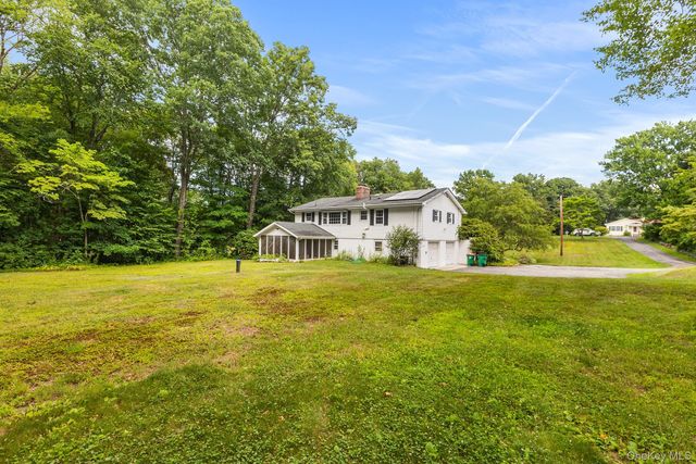 70 Gretna Hill Road, Pleasant Valley, NY 12569
