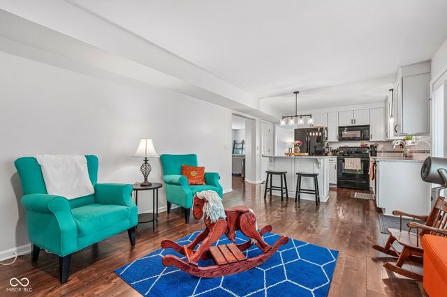 6305 Valleyview Drive, Fishers, IN 46038