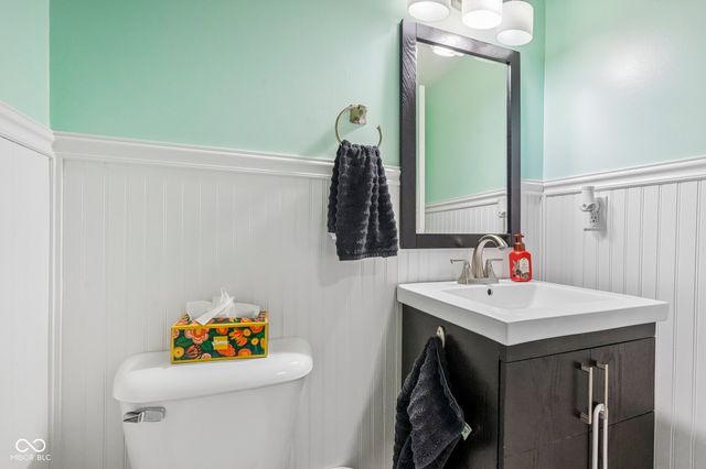 6305 Valleyview Drive, Fishers, IN 46038