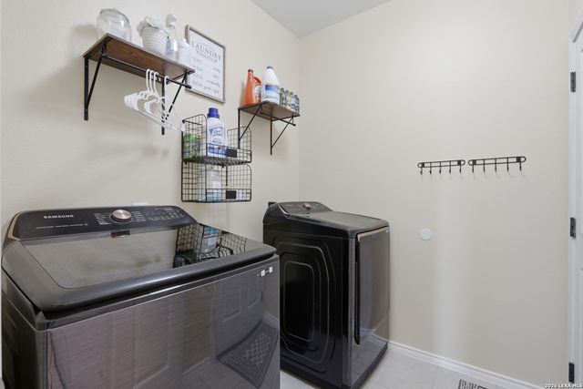 702 Point Sunset, San Antonio, TX 78253