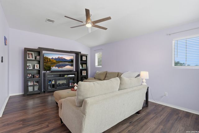 702 Point Sunset, San Antonio, TX 78253