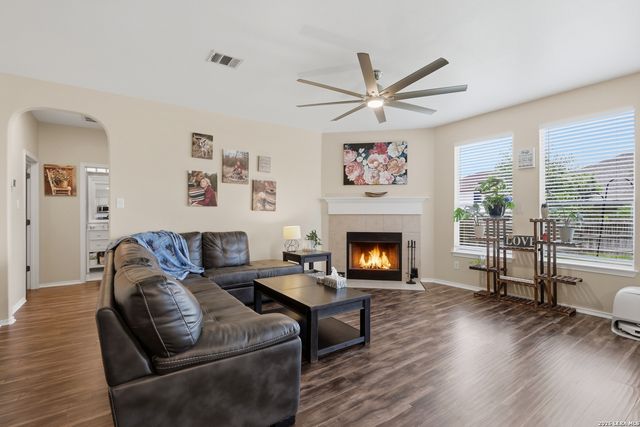 702 Point Sunset, San Antonio, TX 78253
