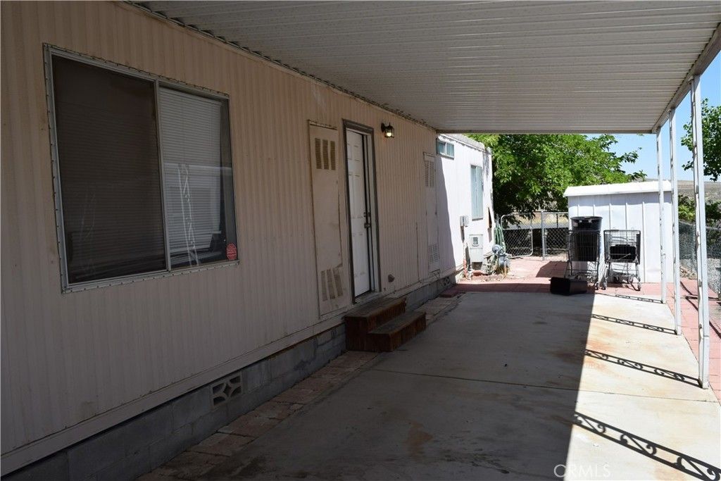 Image 7 of property listing at 20683 Waalew Rd # B189 B189, Apple Valley, CA 92307
