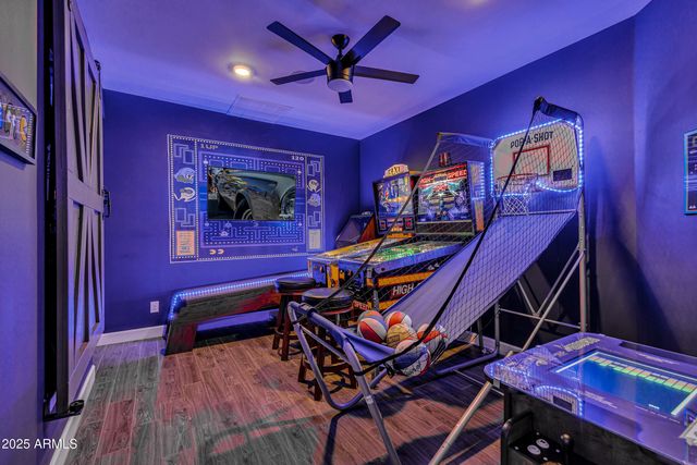 2652 E PELICAN Court, Gilbert, AZ 85297