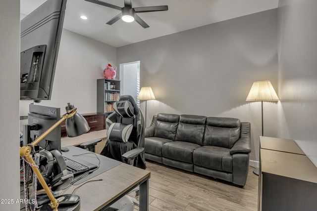 2652 E PELICAN Court, Gilbert, AZ 85297