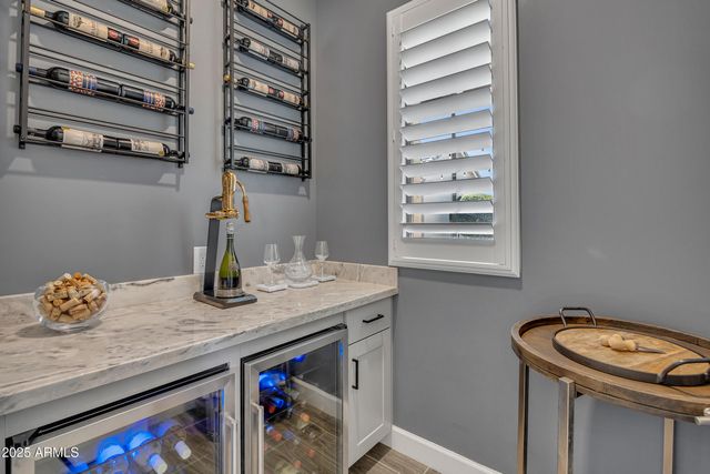 2652 E PELICAN Court, Gilbert, AZ 85297