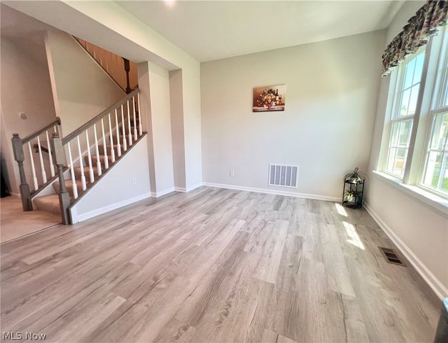4025 N Steels Circle, Stow, OH 44224