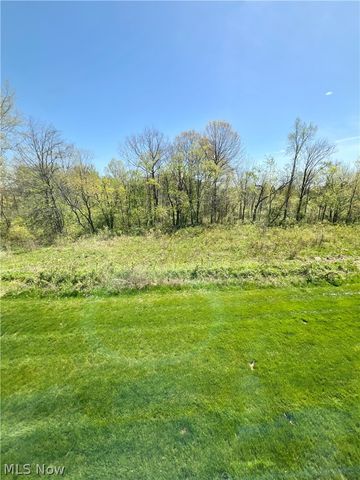 4025 N Steels Circle, Stow, OH 44224
