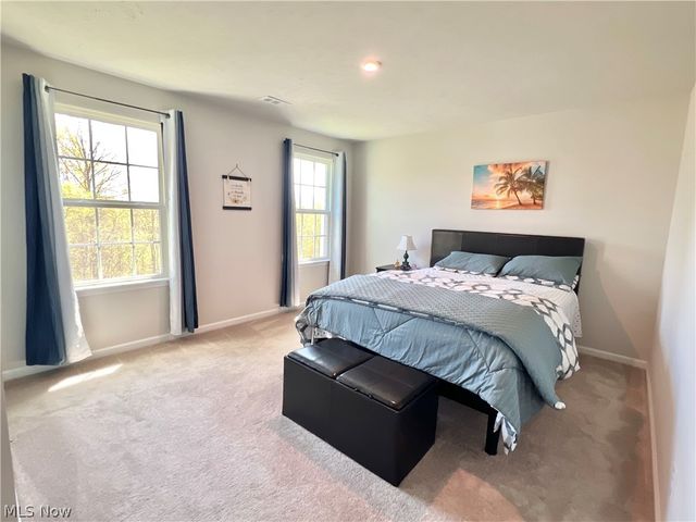 4025 N Steels Circle, Stow, OH 44224