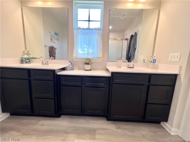 4025 N Steels Circle, Stow, OH 44224