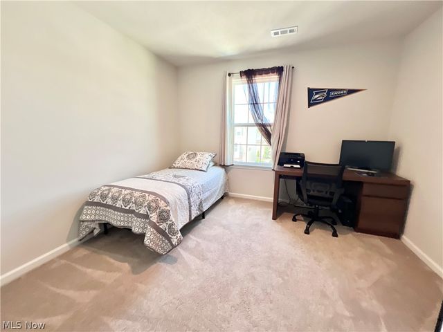 4025 N Steels Circle, Stow, OH 44224