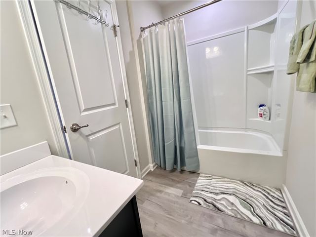 4025 N Steels Circle, Stow, OH 44224