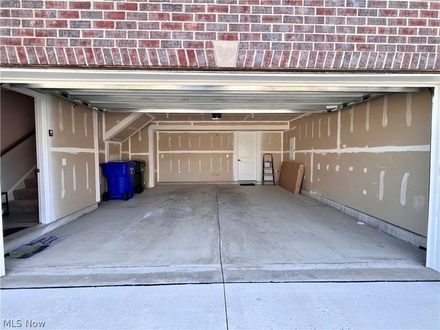 4025 N Steels Circle, Stow, OH 44224