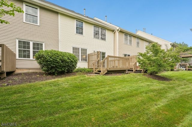 14 Helen Way, Berkeley Heights Twp., NJ 07922