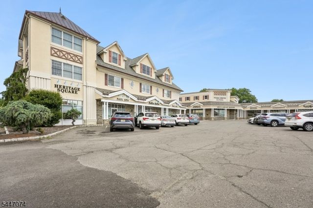 14 Helen Way, Berkeley Heights Twp., NJ 07922