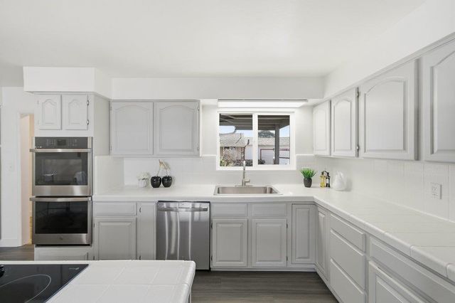 15744 Via Sonata, San Lorenzo, CA 94580