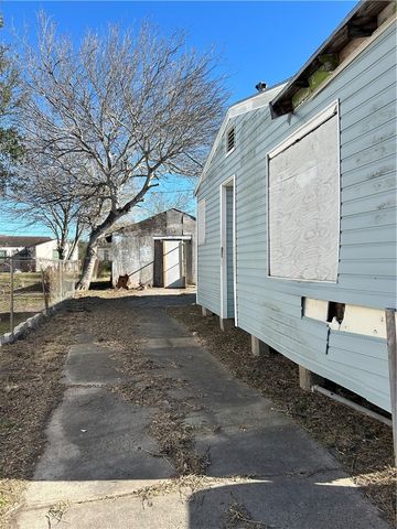 218 Dover Ave, Corpus Christi, TX 78408