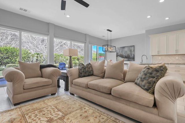79440 Canterbury, La Quinta, CA 92253