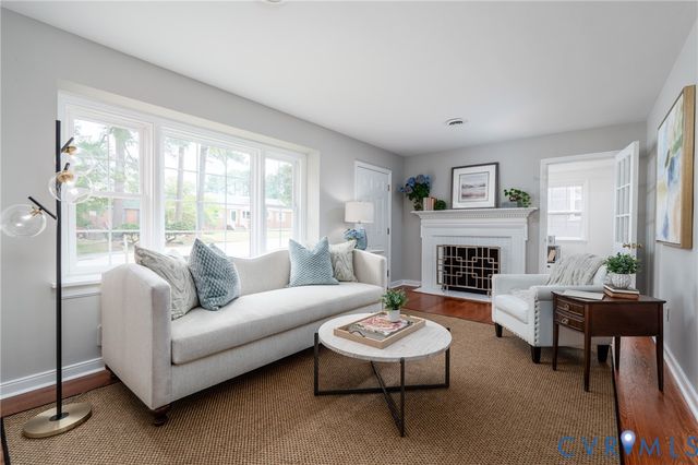 1224 Blue Jay Ln, Henrico, VA 23229