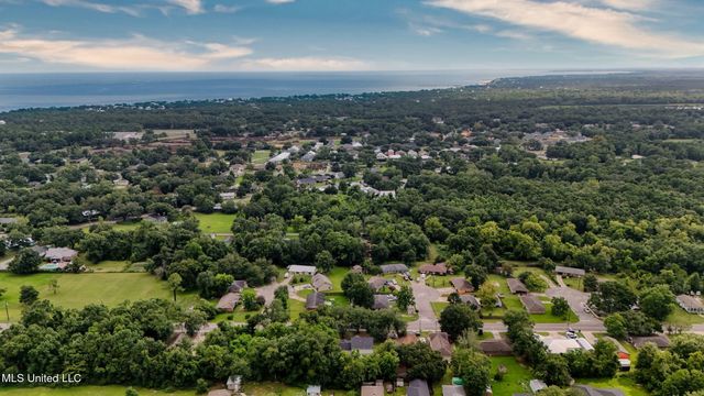 701 Washington Street, Bay Saint Louis, MS 39520