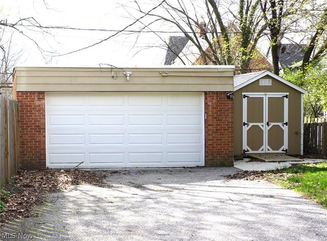 3710 Strandhill Road, Shaker Heights, OH 44122
