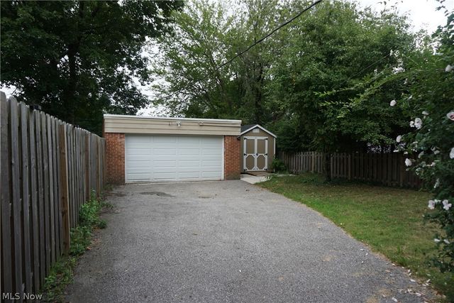 3710 Strandhill Road, Shaker Heights, OH 44122