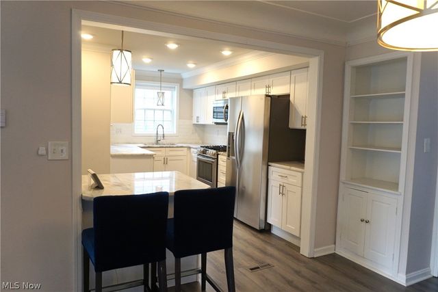 3710 Strandhill Road, Shaker Heights, OH 44122