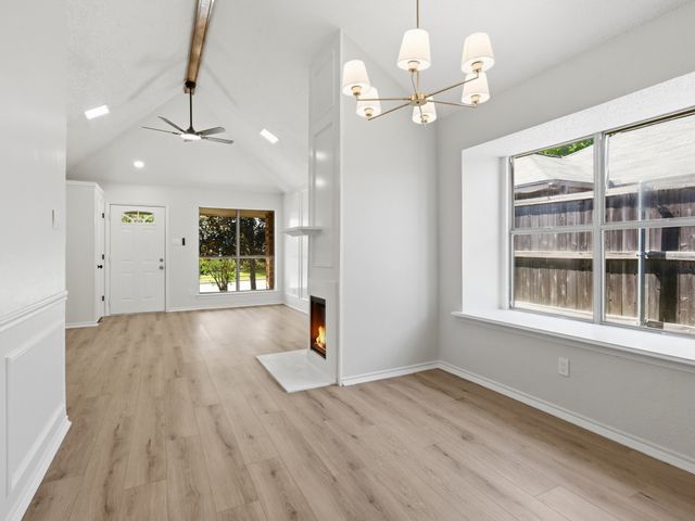 749 Red Oak Drive, Lewisville, TX 75067