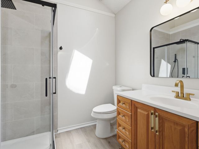 749 Red Oak Drive, Lewisville, TX 75067