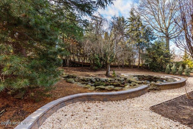 1 Spinaker Lane, Red Bank, NJ 07701