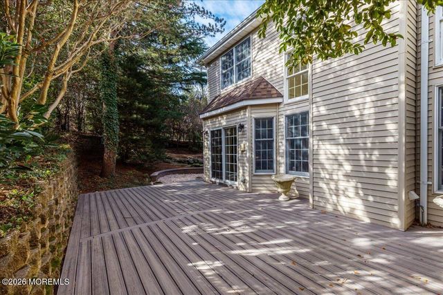 1 Spinaker Lane, Red Bank, NJ 07701