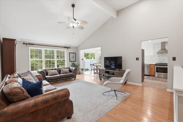 6760 Coffman Drive, Schererville, IN 46375
