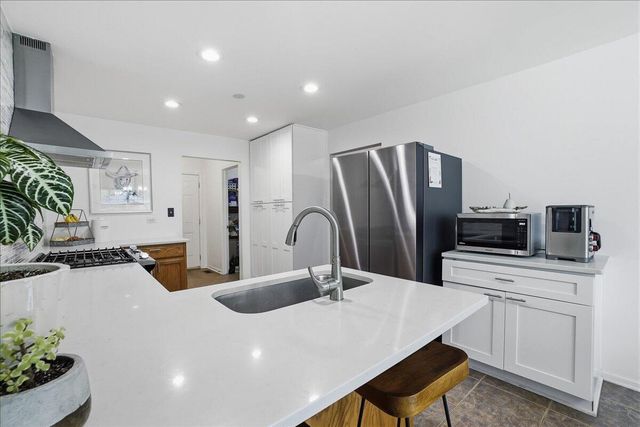 6760 Coffman Drive, Schererville, IN 46375