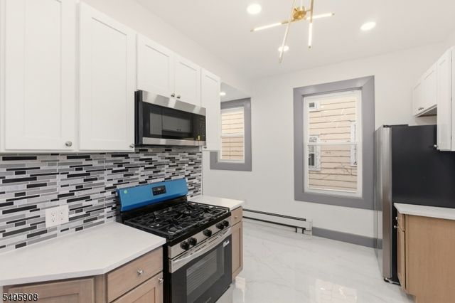 41 Girard Pl, Newark City, NJ 07108