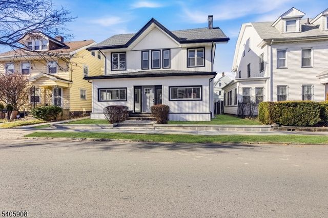 41 Girard Pl, Newark City, NJ 07108