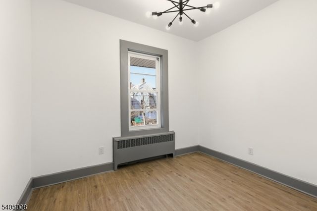 41 Girard Pl, Newark City, NJ 07108