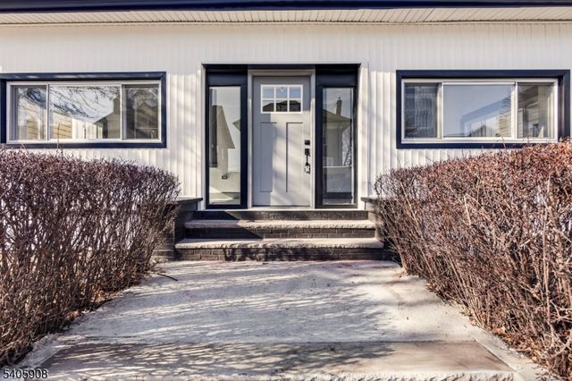 41 Girard Pl, Newark City, NJ 07108