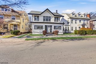 41 Girard Pl, Newark City, NJ 07108