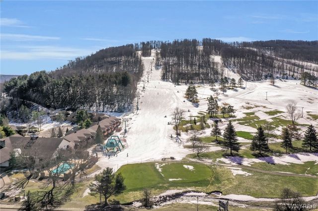 2 Alpine 2, Ellicottville, NY 14731