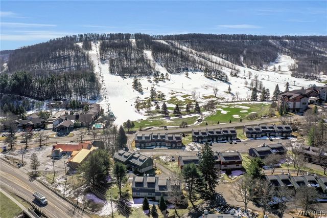 2 Alpine 2, Ellicottville, NY 14731