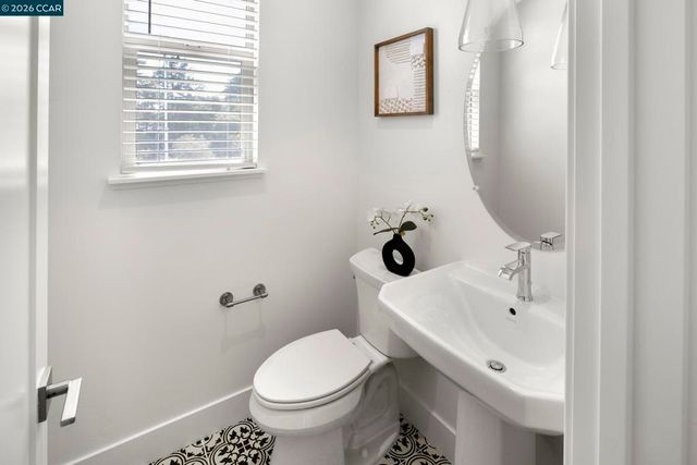 2812 Chattleton Lane, San Pablo, CA 94806